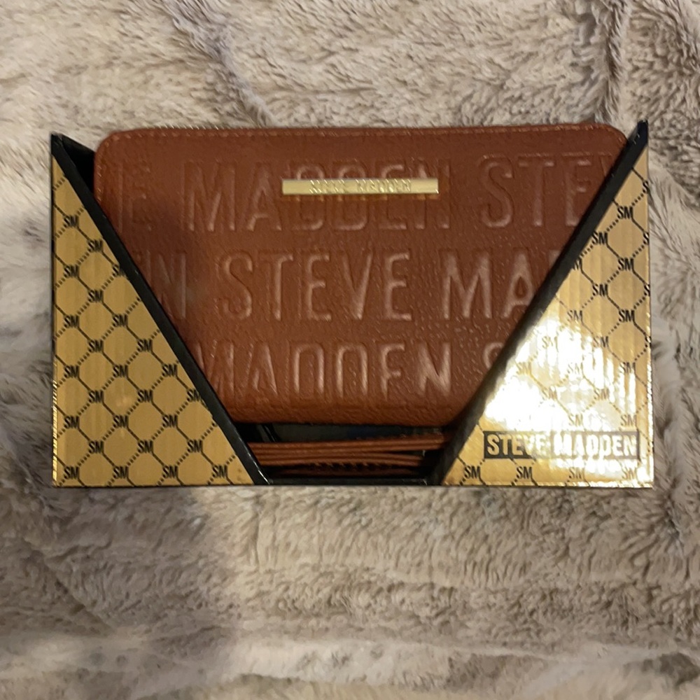 Steve Madden Cognac Zip Around Wallet